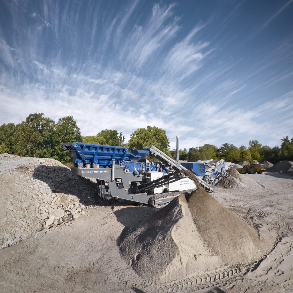Mobile Crushing at Cement Plants in the Philippines