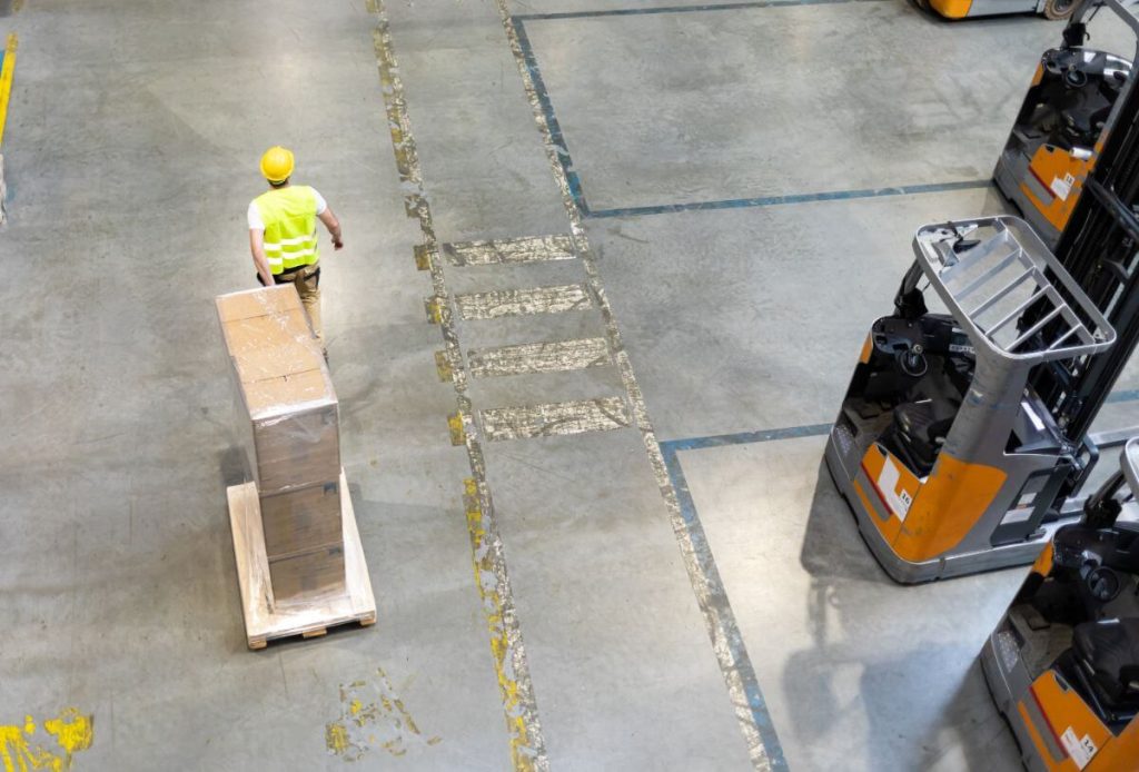 Uses Of A Hand Pallet Truck In Davao